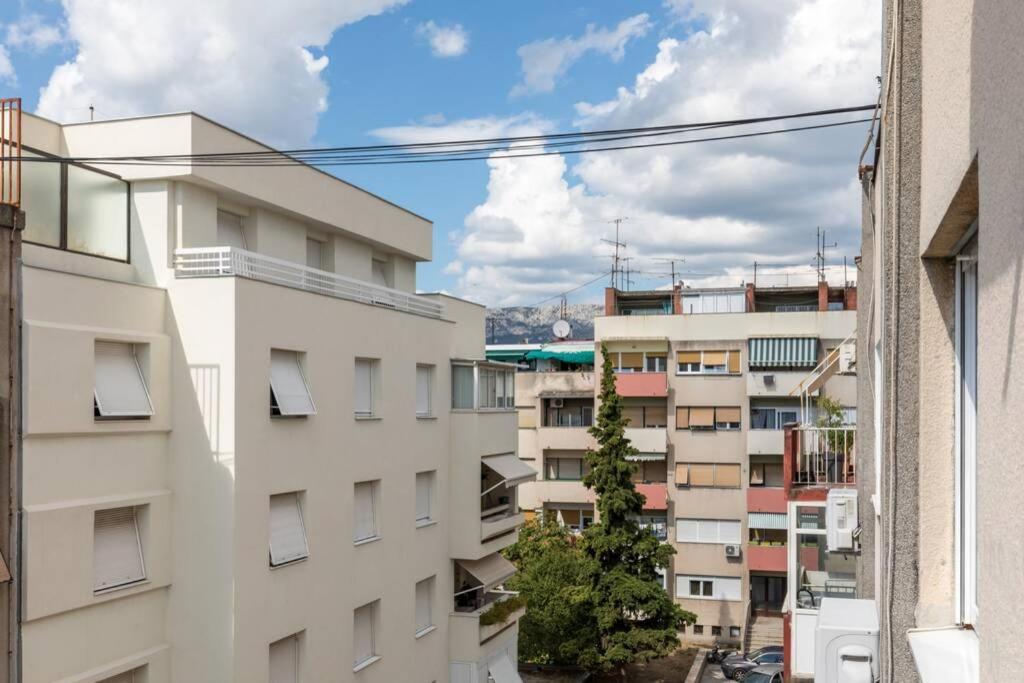 Banana Split Youth Apartment Εξωτερικό φωτογραφία
